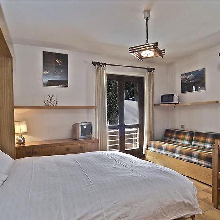 Residence Raffaella Santa Caterina Valfurva Δωμάτιο φωτογραφία